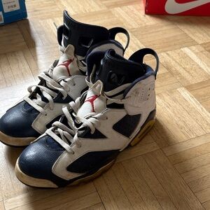 Nike Kids Black and White Sneakers with Red Accents